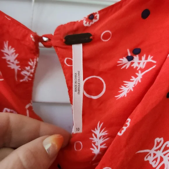 Free People Danni J Red Printed Top Size 10 - Picture 3 of 7
